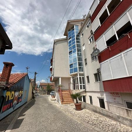 Bella Apartman Podgorica Buitenkant foto