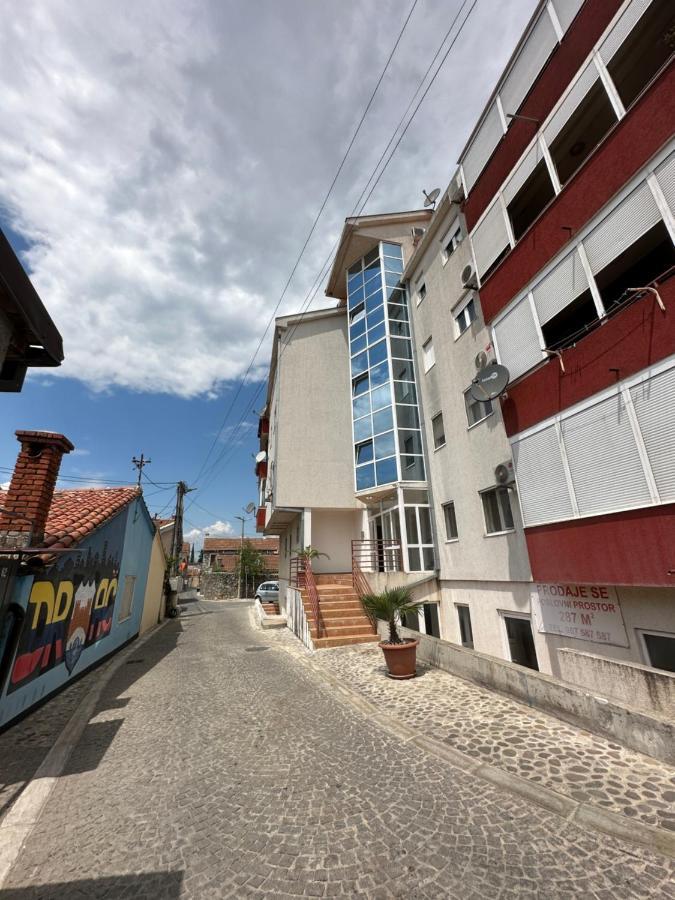 Bella Apartman Podgorica Buitenkant foto