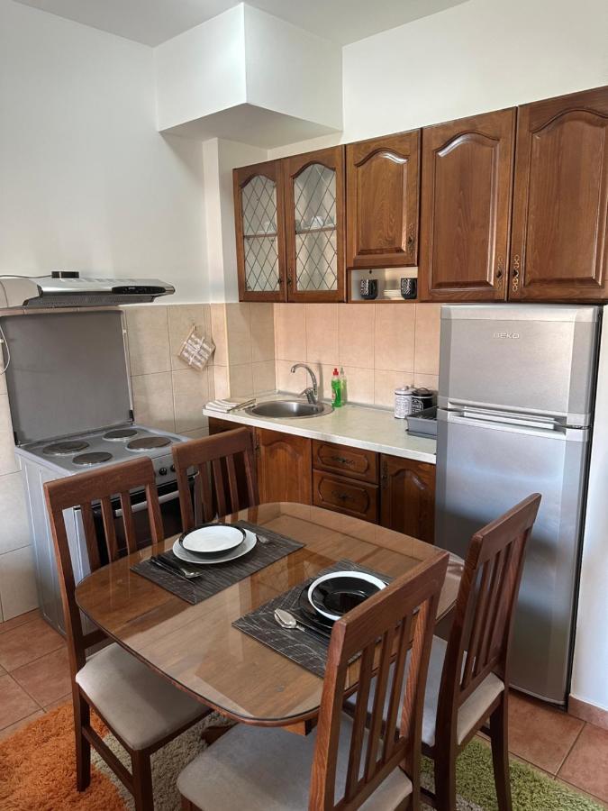 Bella Apartman Podgorica Buitenkant foto